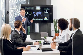 Análise de risco de corrupção com inteligência artificial